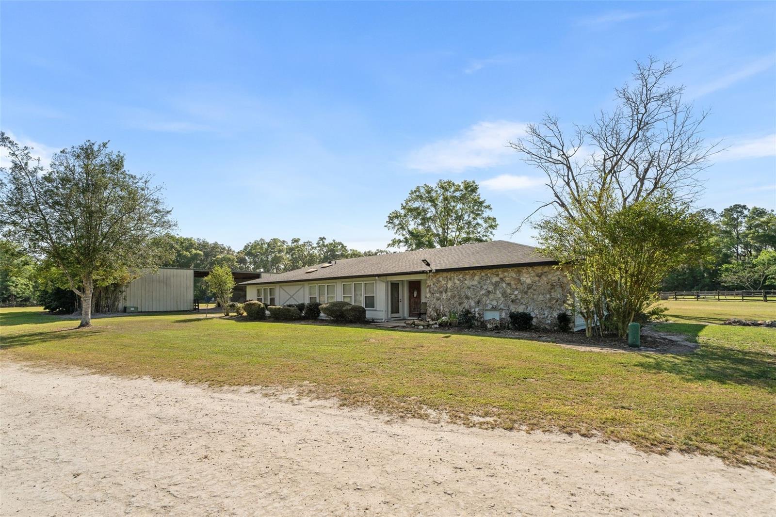 Image 6 of 55 For 16525 5th Place