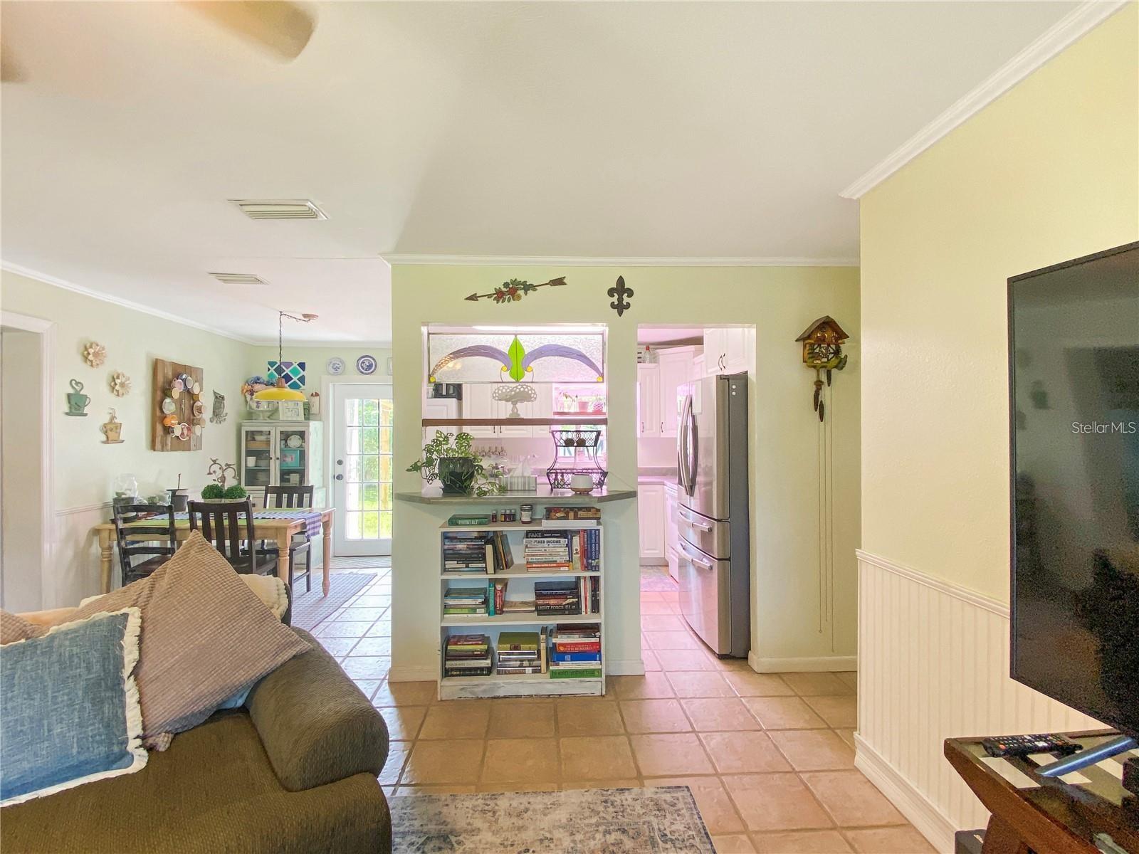 Image 11 of 40 For 228 Oak Hill Street