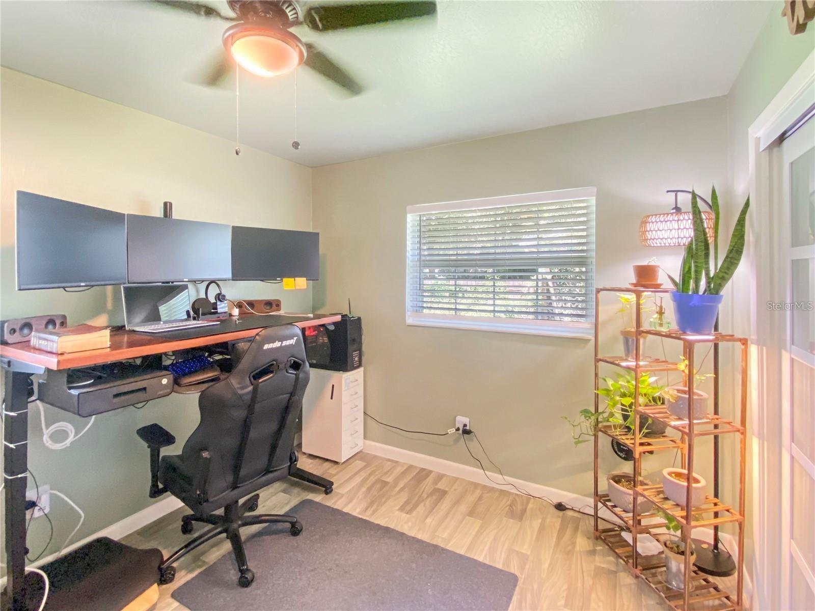 Image 21 of 40 For 228 Oak Hill Street