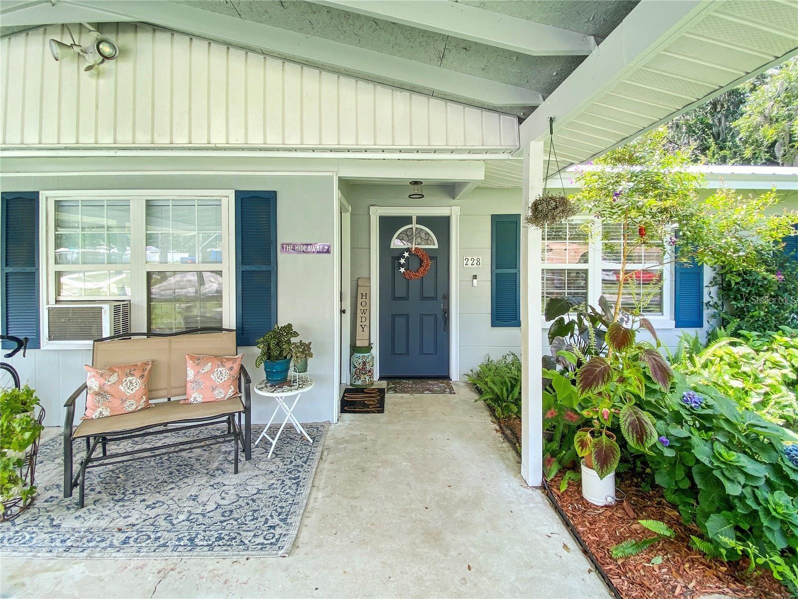 Image 3 of 40 For 228 Oak Hill Street