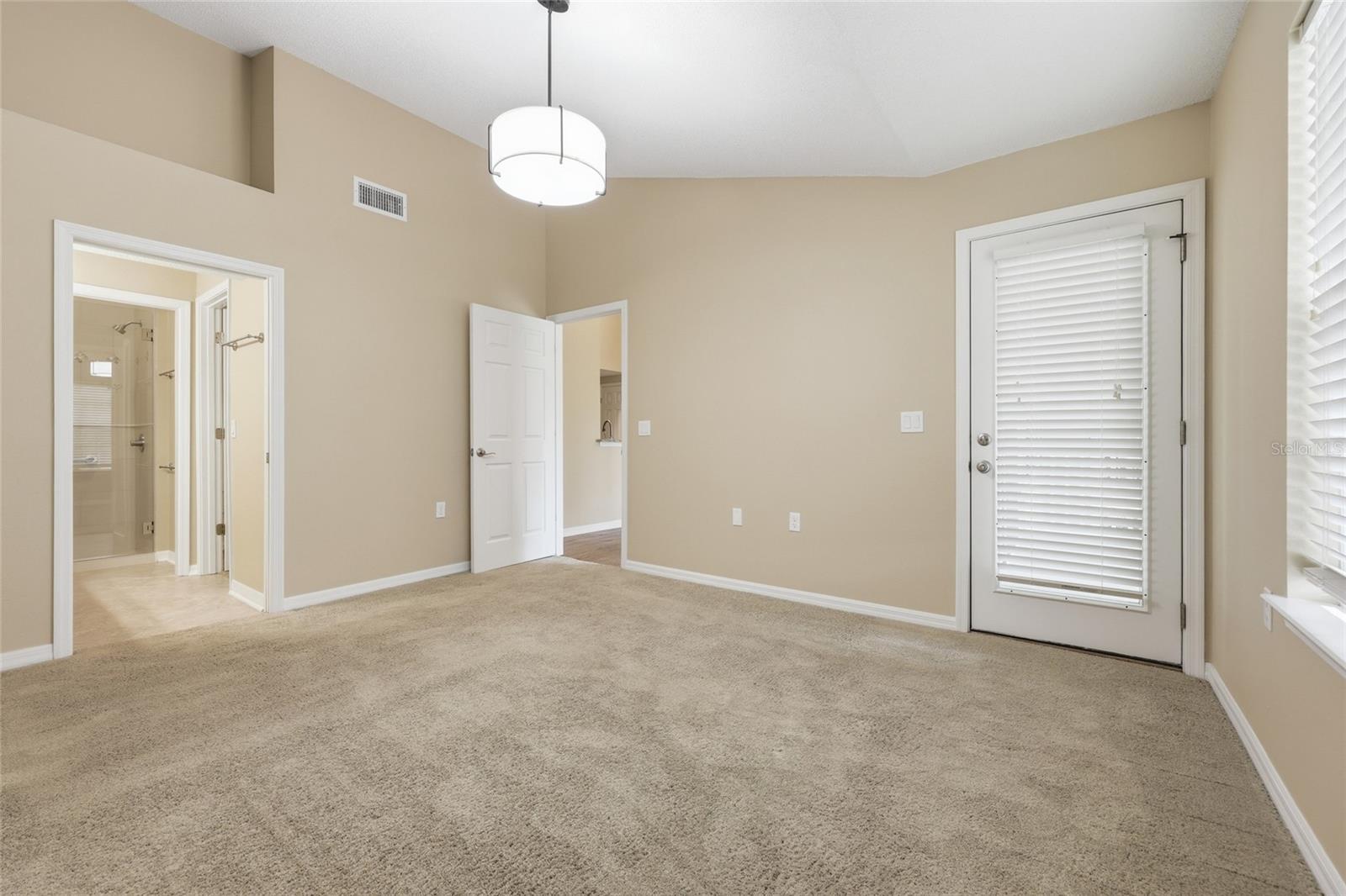 Image 12 of 26 For 10000 52nd Avenue 6