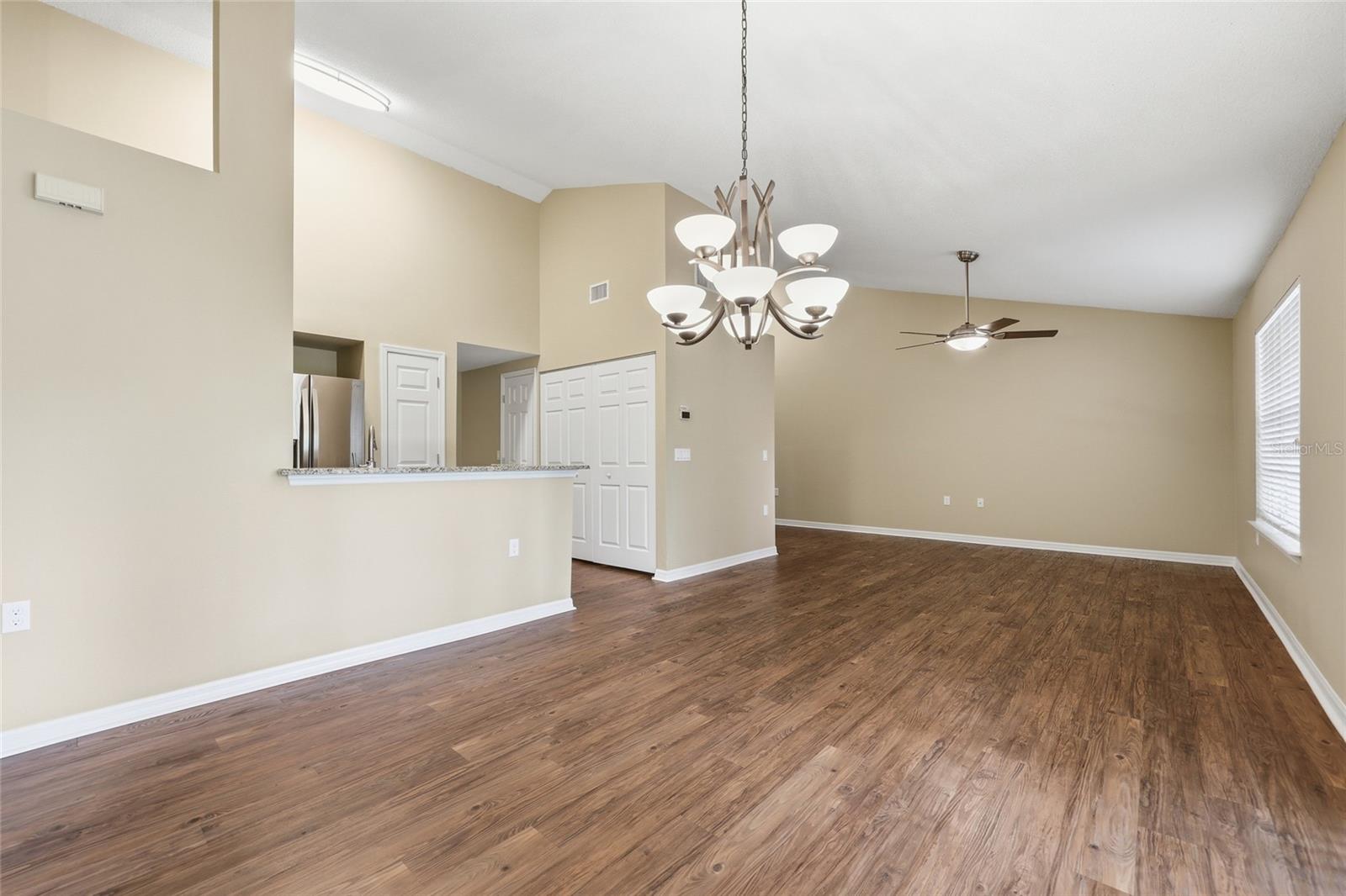 Image 8 of 26 For 10000 52nd Avenue 6