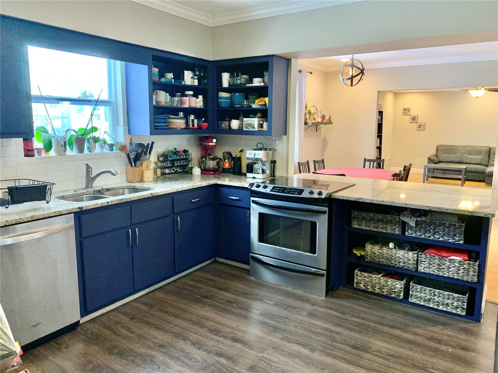 Image 15 of 39 For 2219 17th Avenue