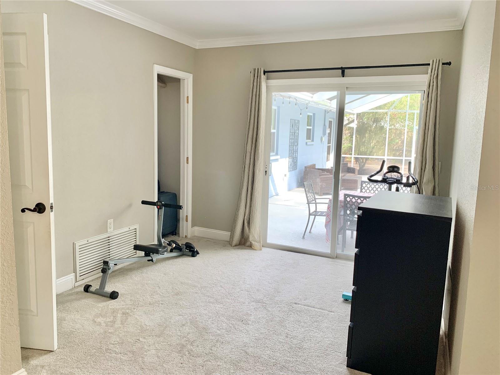 Image 18 of 39 For 2219 17th Avenue