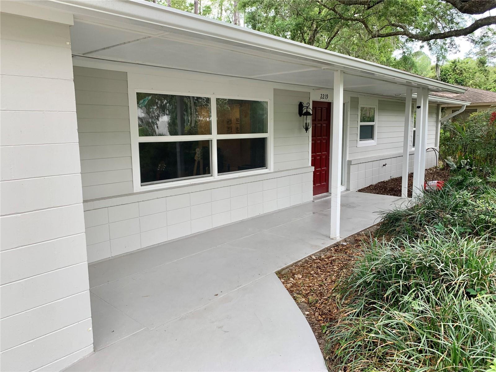 Image 3 of 39 For 2219 17th Avenue