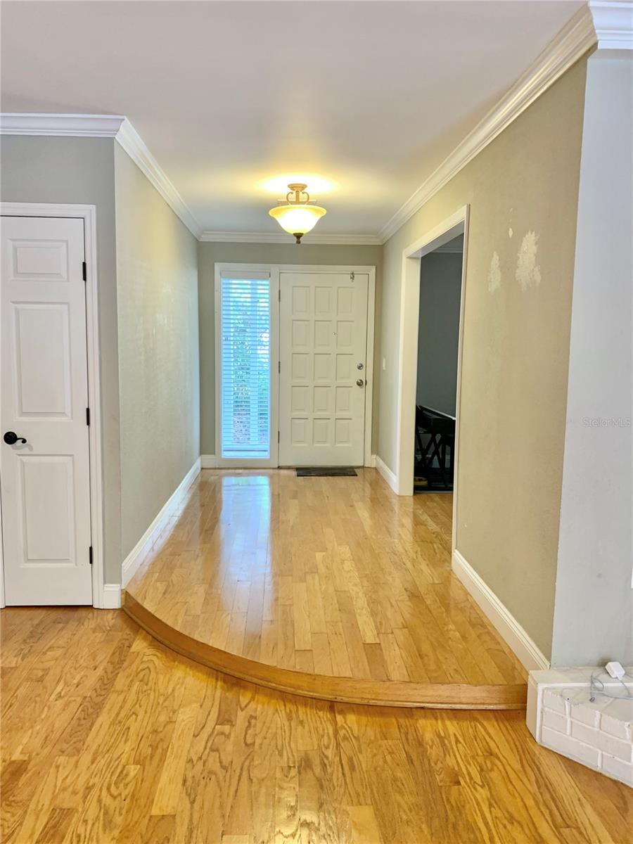 Image 5 of 39 For 2219 17th Avenue