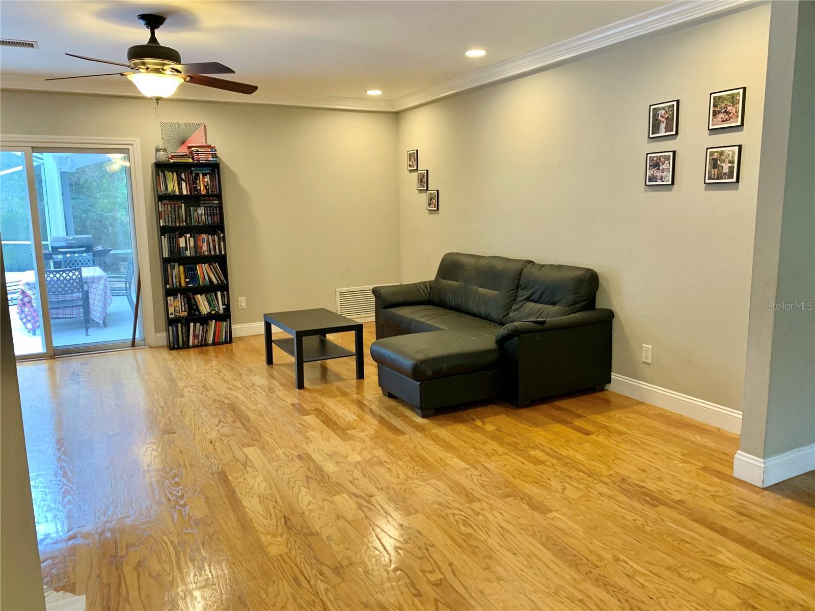 Image 9 of 39 For 2219 17th Avenue