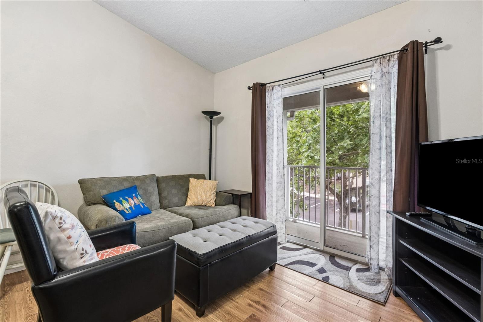 Image 11 of 37 For 6075 Maggies Circle 113