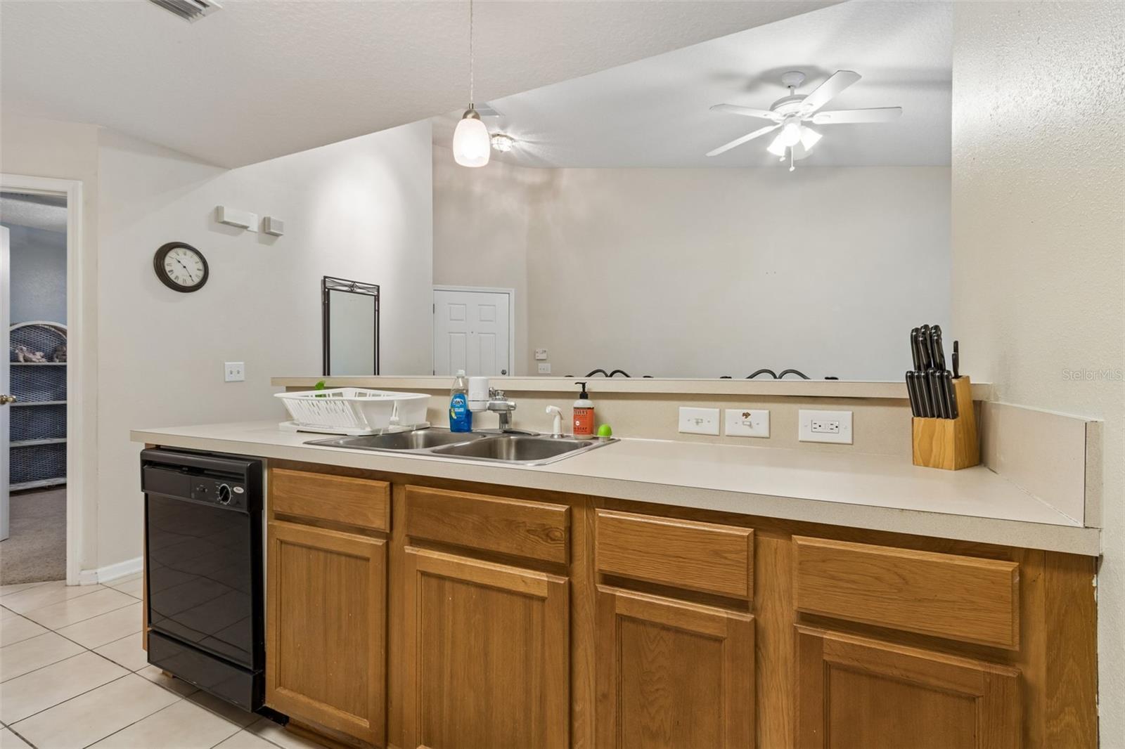 Image 16 of 37 For 6075 Maggies Circle 113