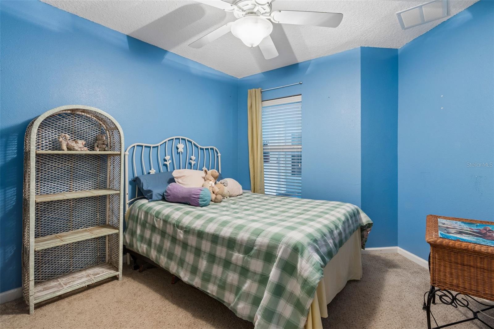 Image 22 of 37 For 6075 Maggies Circle 113