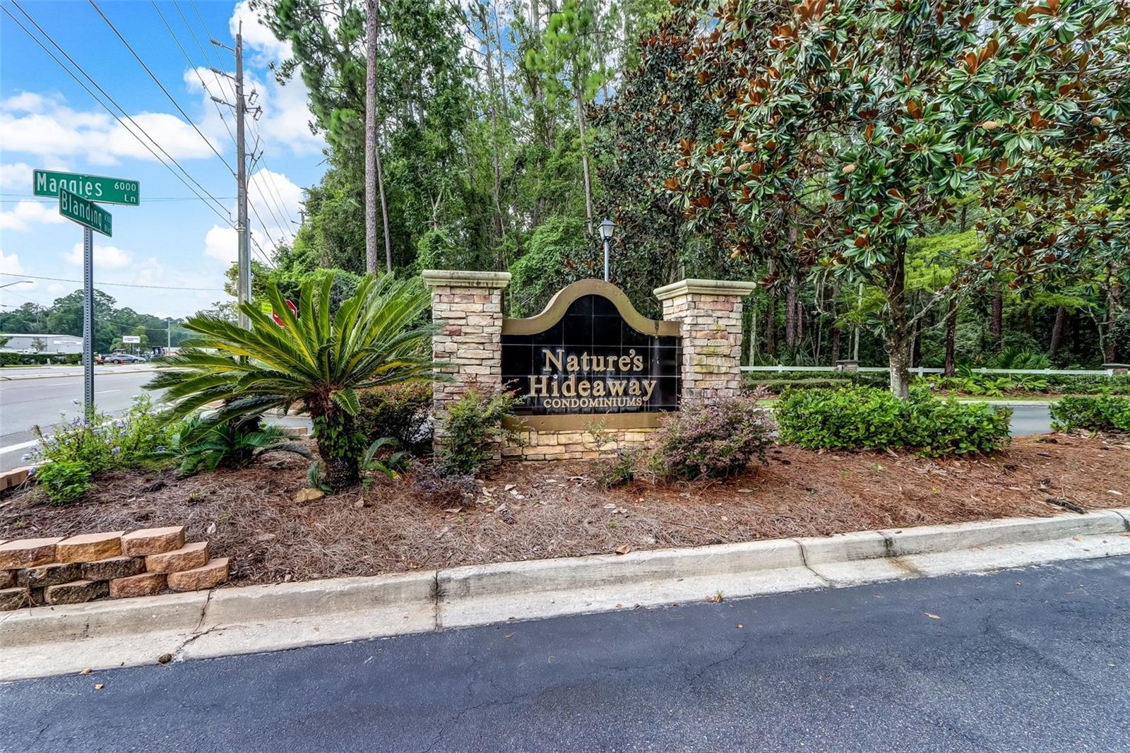 Image 35 of 37 For 6075 Maggies Circle 113