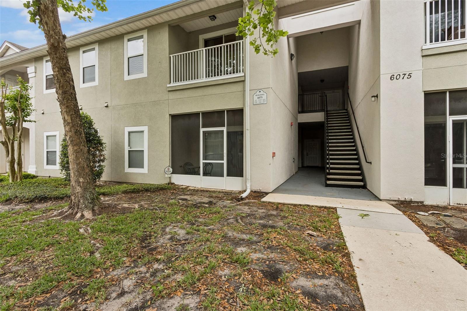 Image 6 of 37 For 6075 Maggies Circle 113