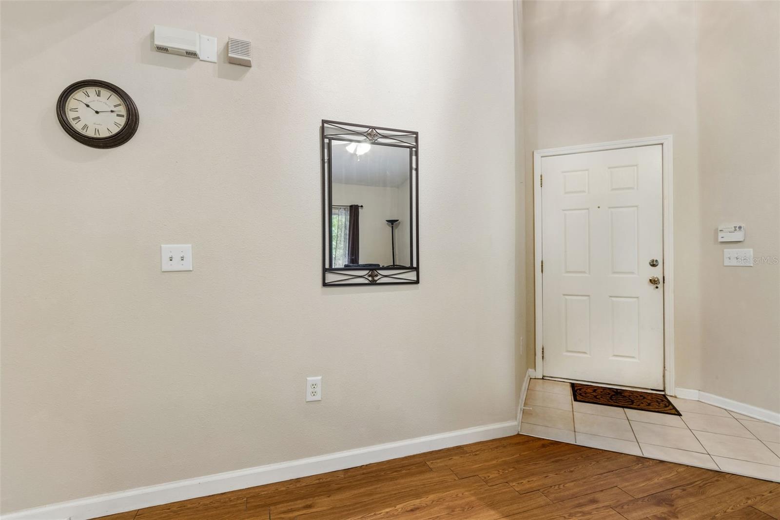 Image 8 of 37 For 6075 Maggies Circle 113