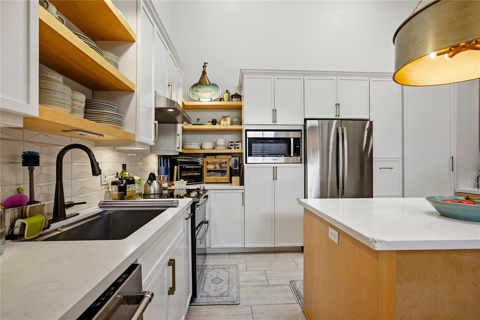 Image 13 of 39 For 5027 9th Lane