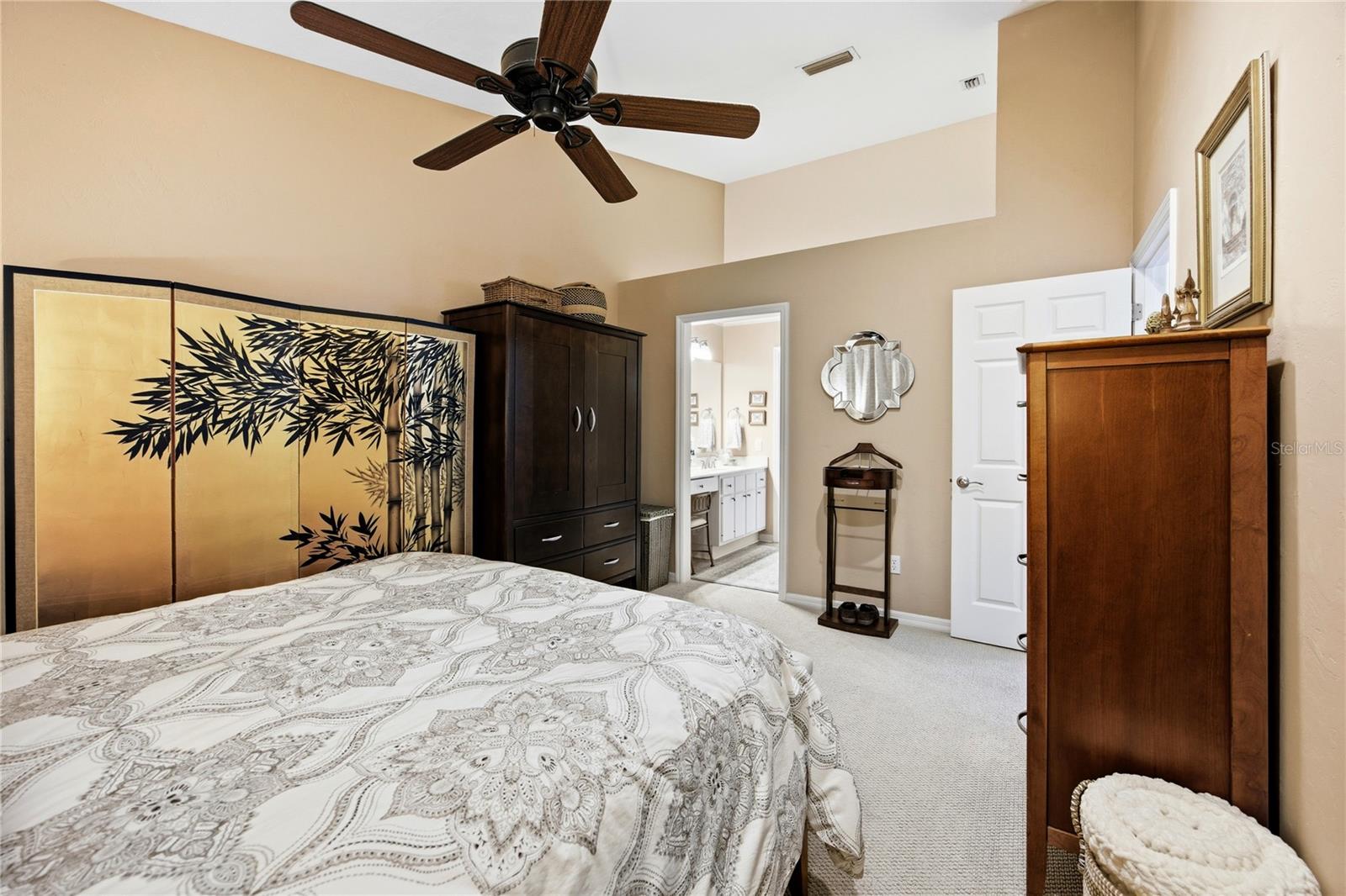 Image 16 of 39 For 5027 9th Lane