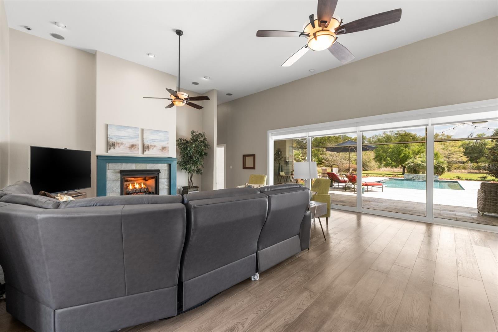 Image 7 of 94 For 1751 188th Street