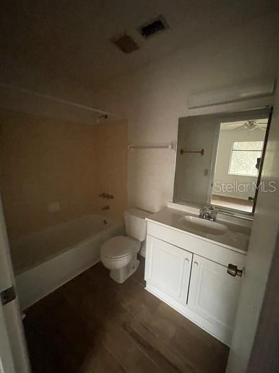 Image 10 of 13 For 4411 34th Street 803