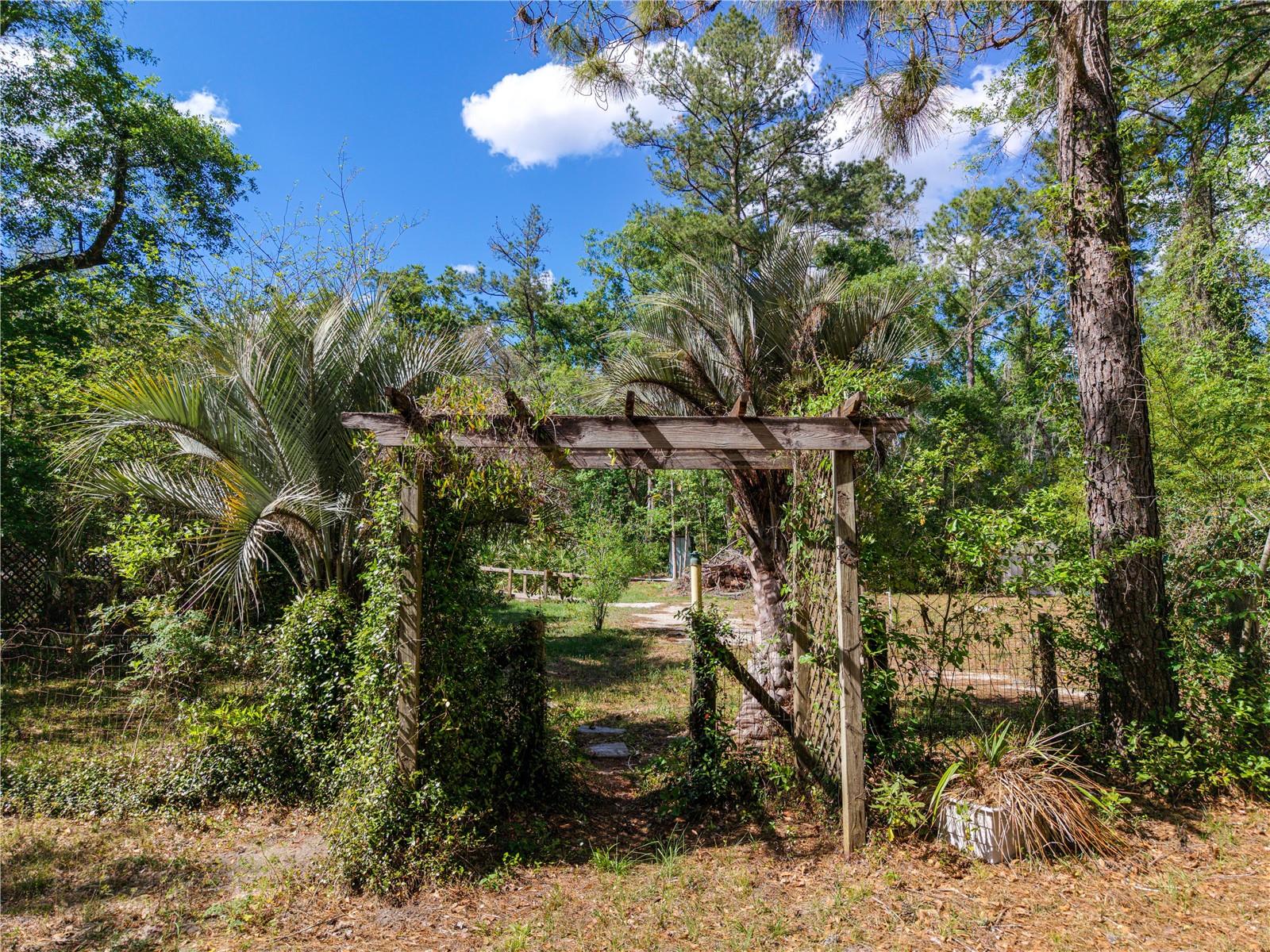 Image 2 of 22 For 7324 152 Place