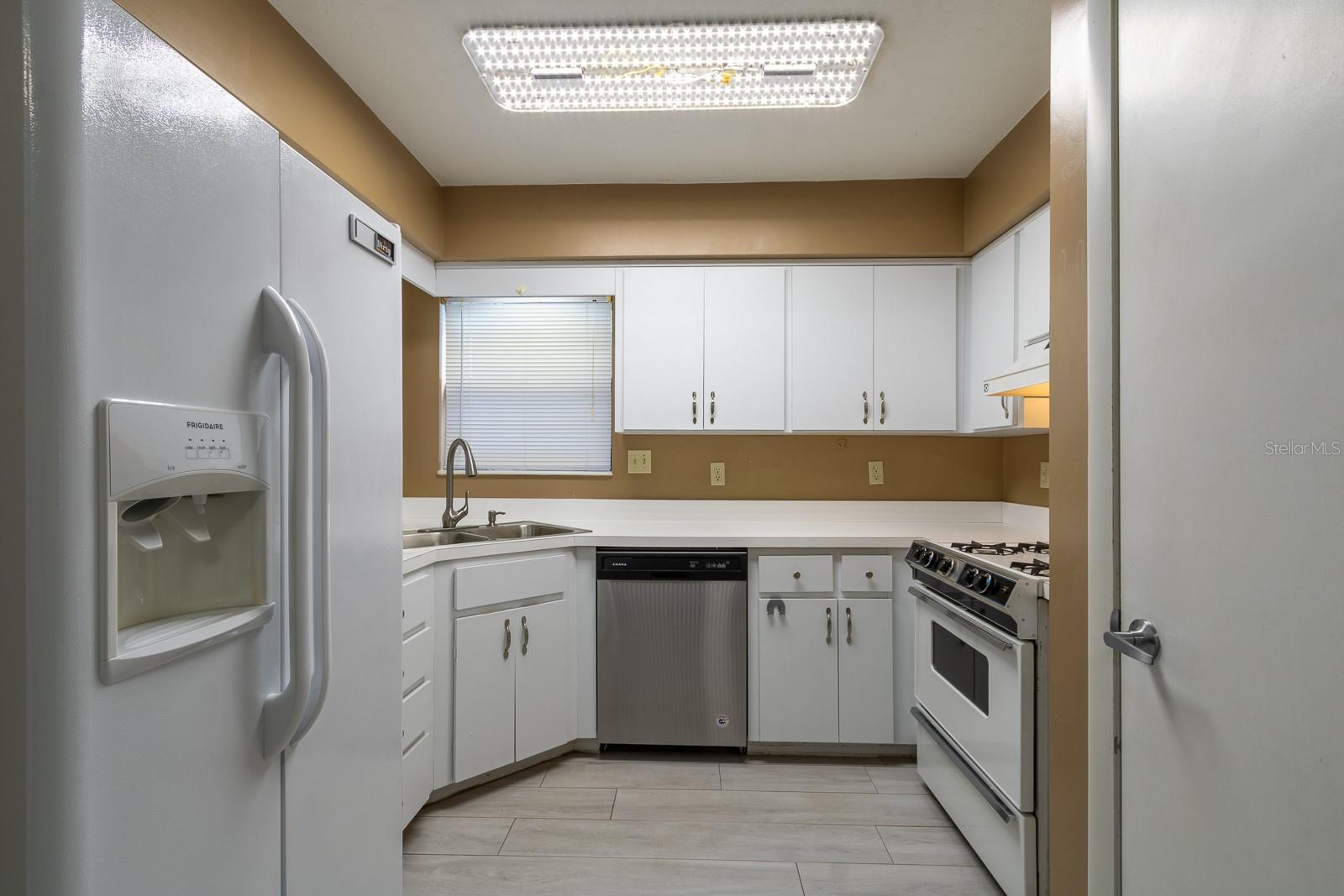 Image 5 of 27 For 4224 87th Lane