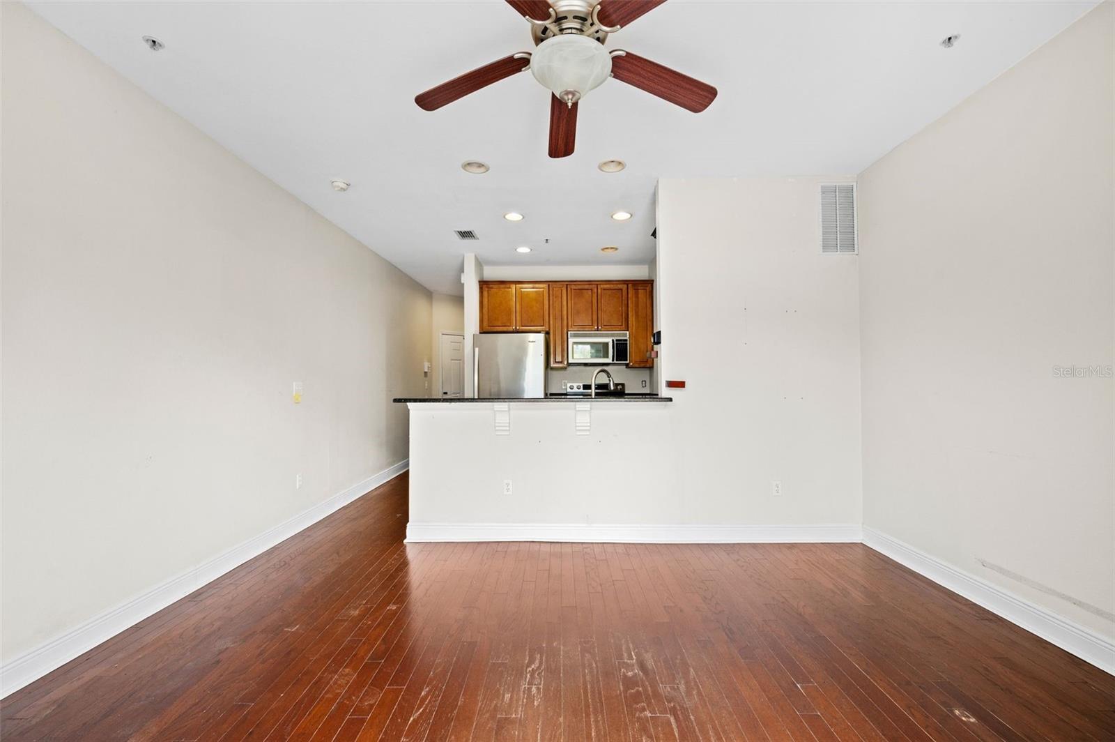 Image 16 of 29 For 1500 4th Avenue 208