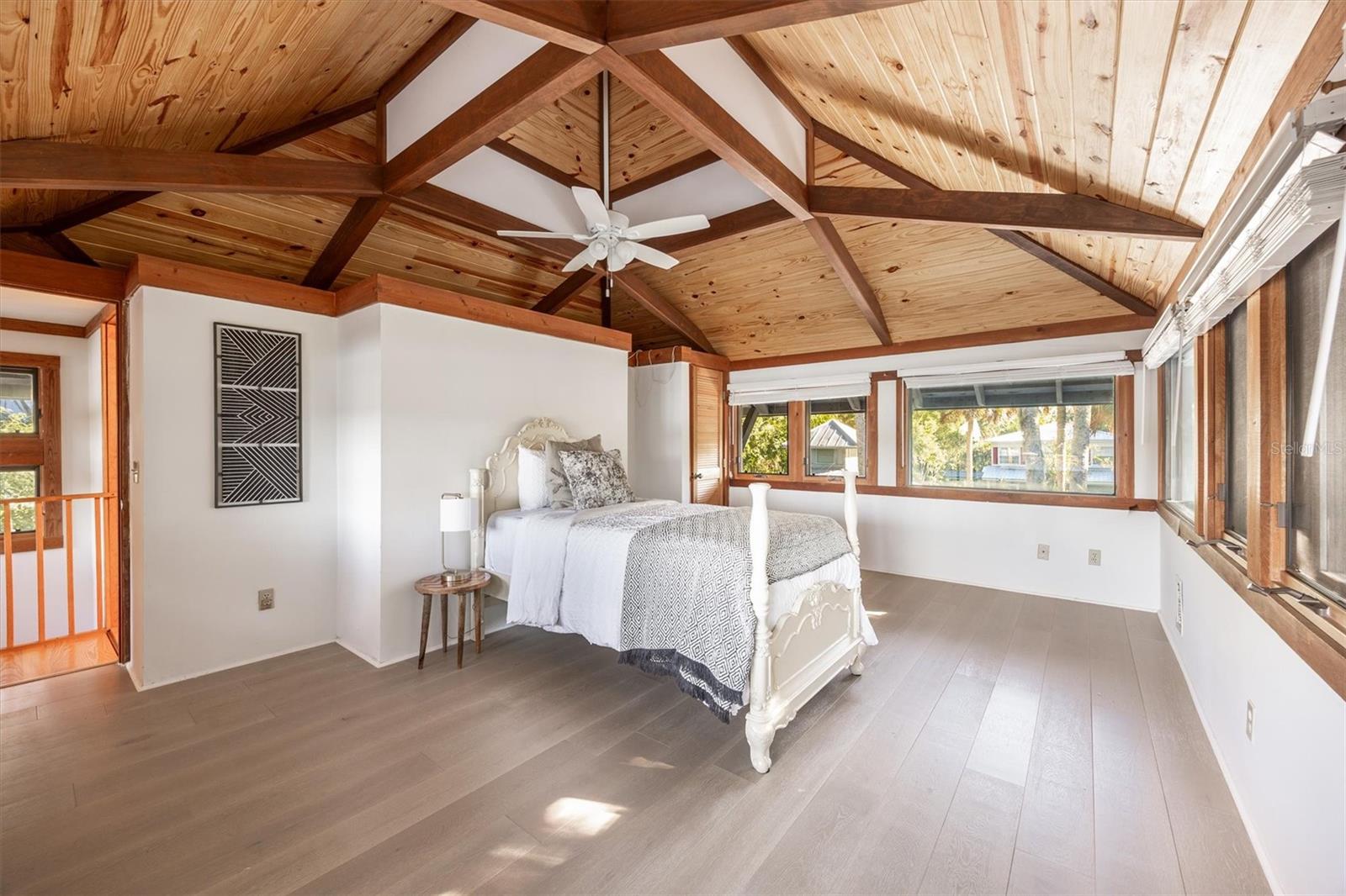 Image 27 of 65 For 25608 Devonia Street