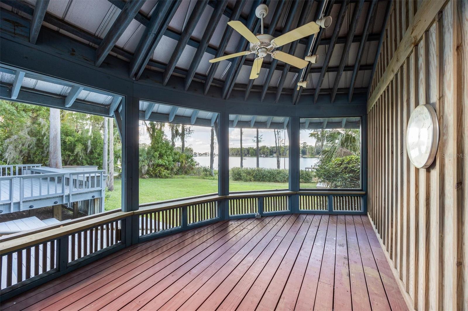 Image 33 of 65 For 25608 Devonia Street