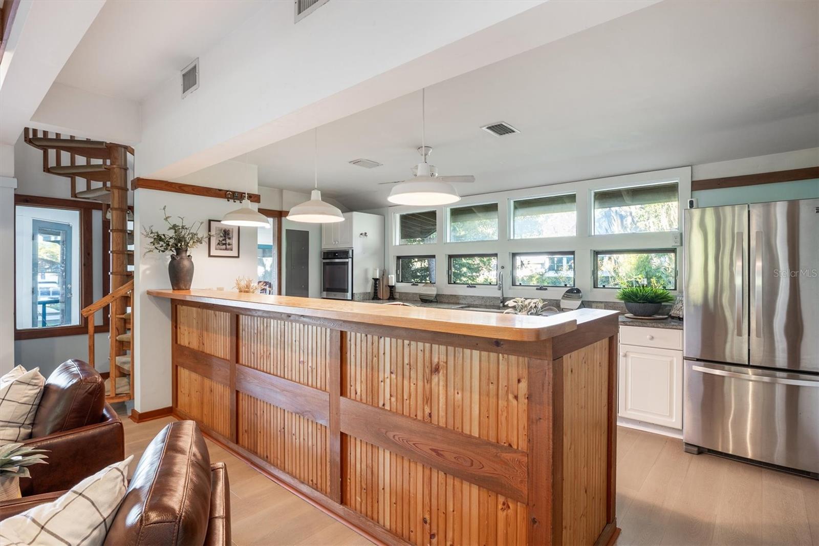 Image 7 of 65 For 25608 Devonia Street