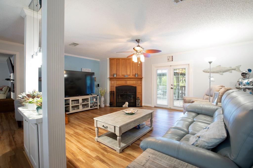 Image 20 of 49 For 2099 83rd Terrace