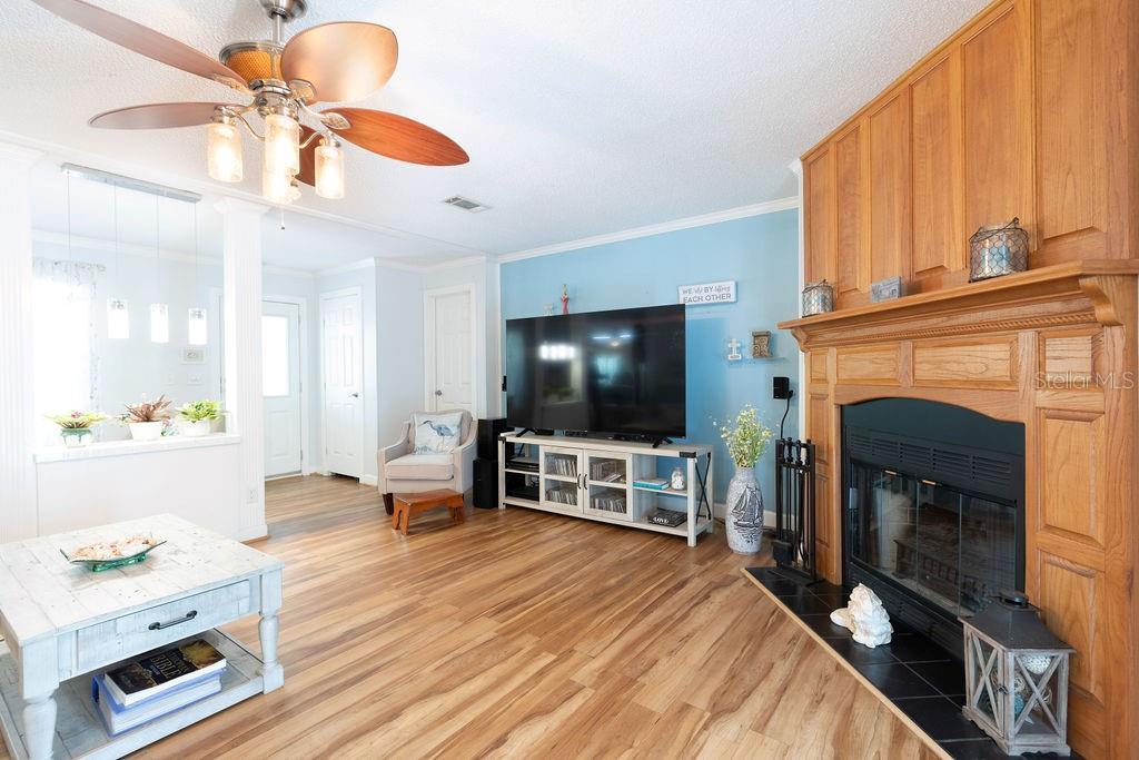 Image 21 of 49 For 2099 83rd Terrace