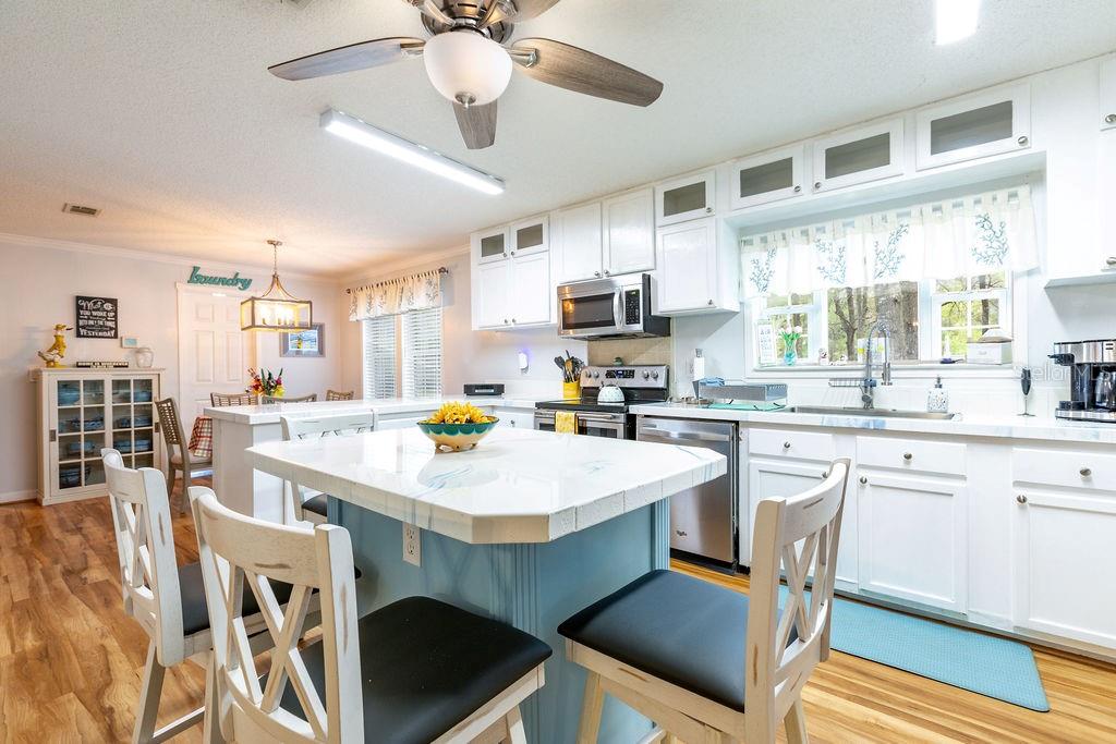 Image 27 of 49 For 2099 83rd Terrace