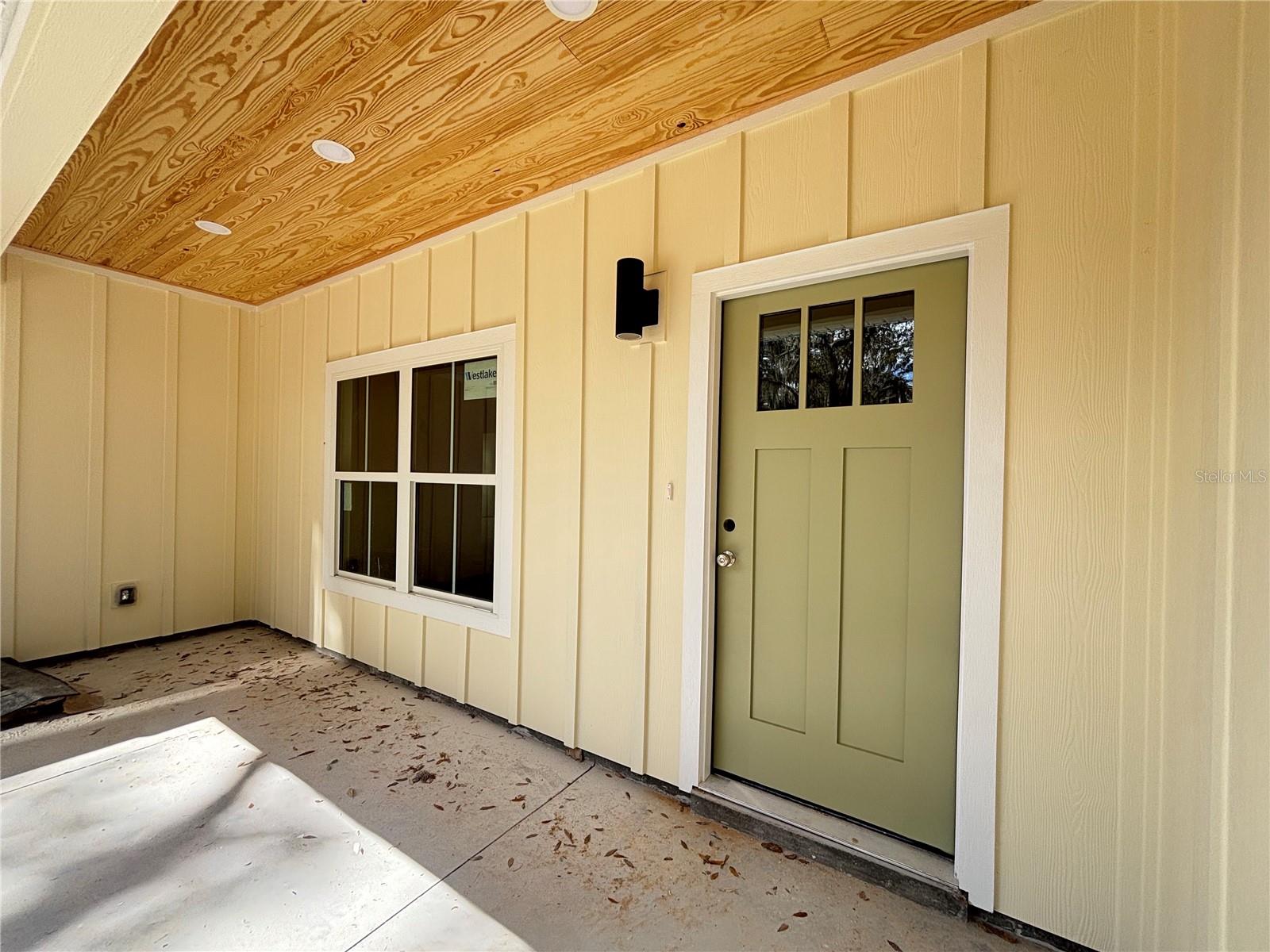 Image 3 of 11 For 332 3rd Avenue