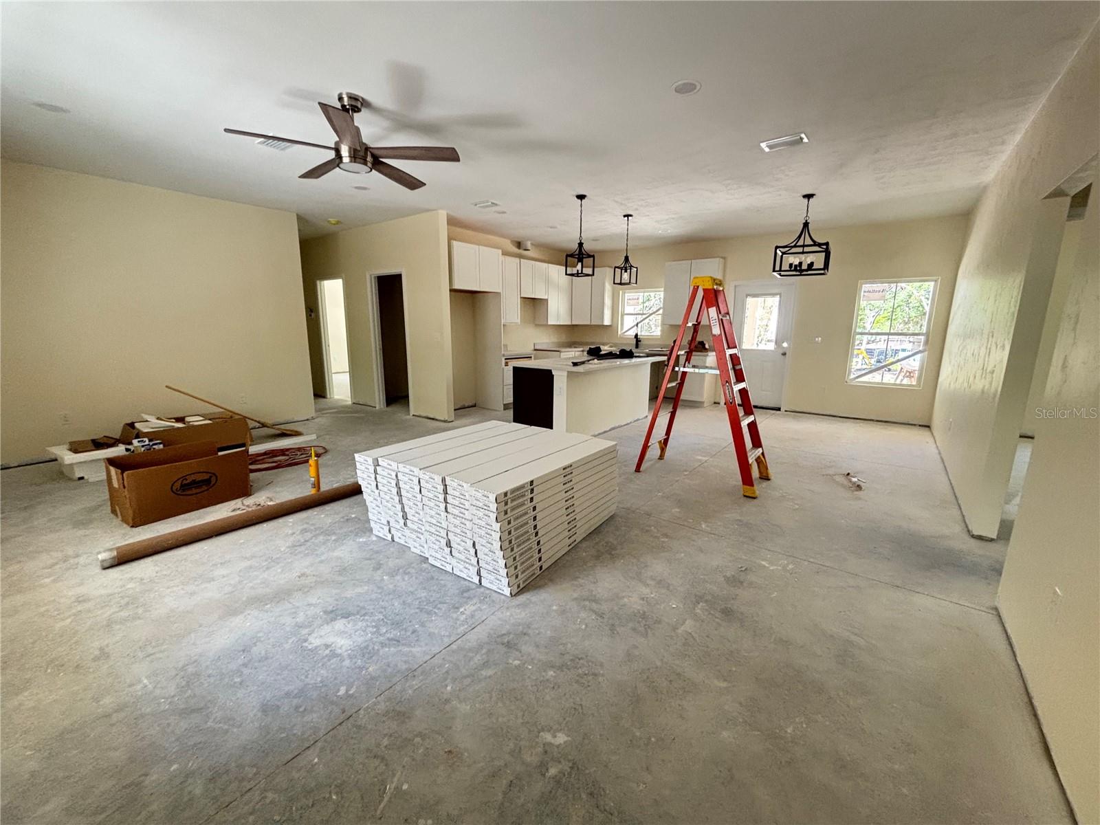 Image 4 of 11 For 332 3rd Avenue