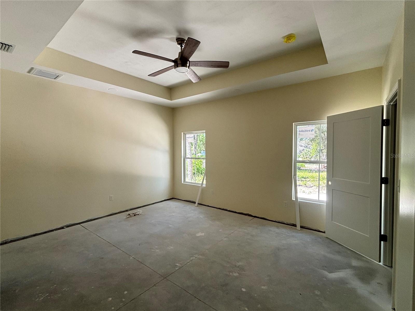 Image 5 of 11 For 332 3rd Avenue