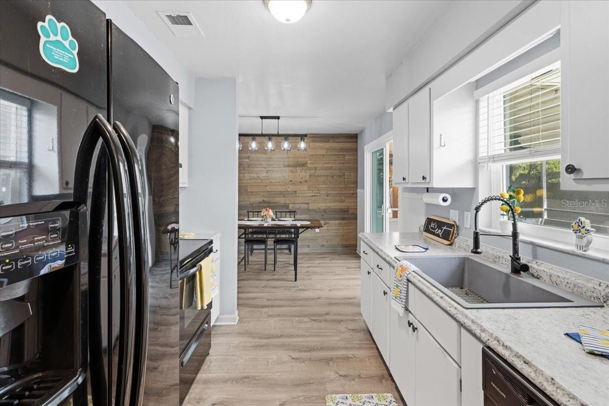 Image 7 of 23 For 17413 241st Street