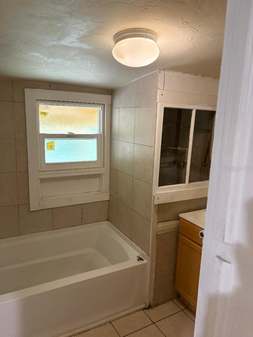 Image 17 of 17 For 1623 3rd Avenue