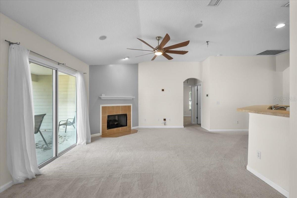 Image 5 of 24 For 8224 51st Drive