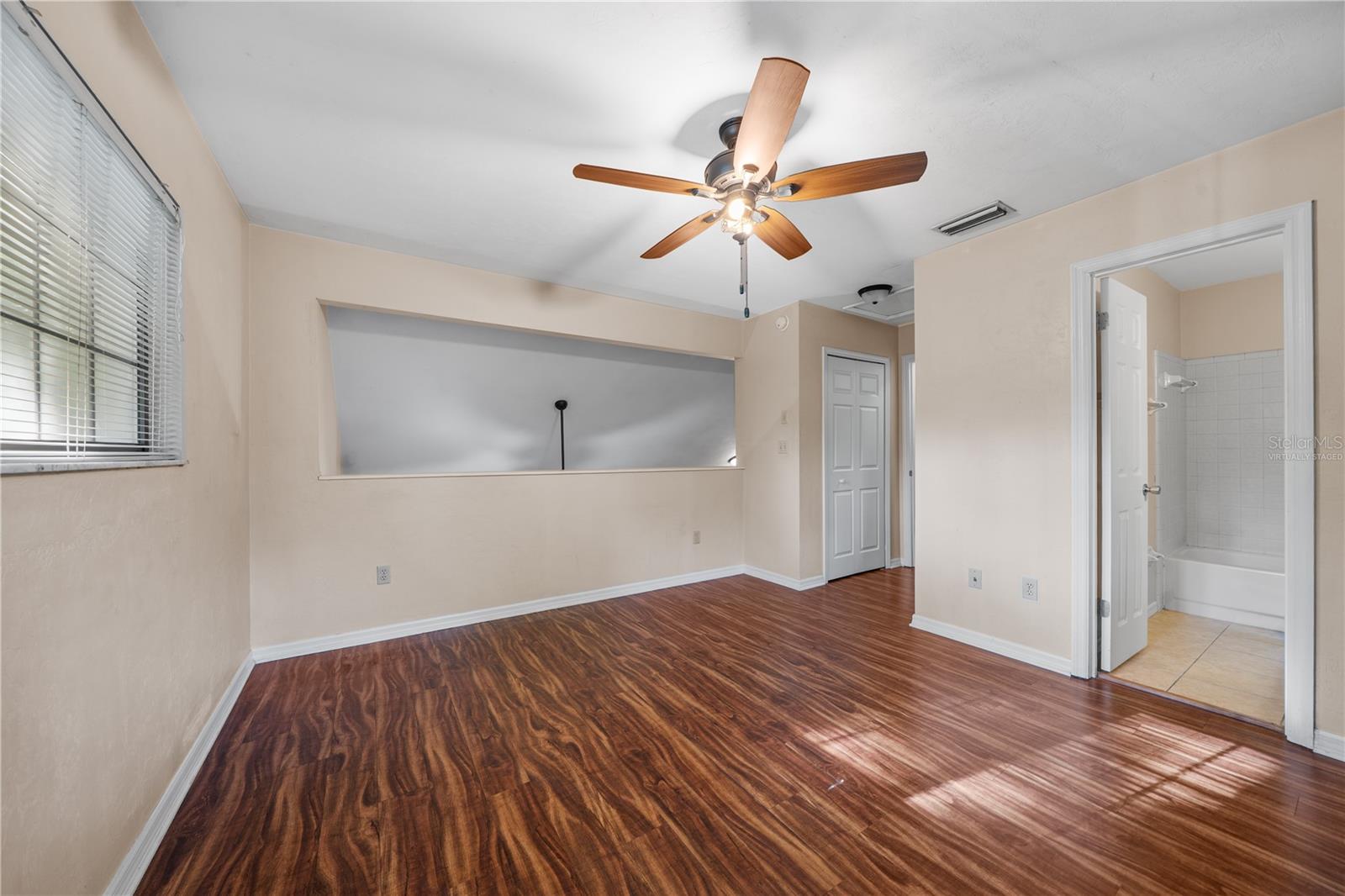 Image 23 of 47 For 5701 10th Place