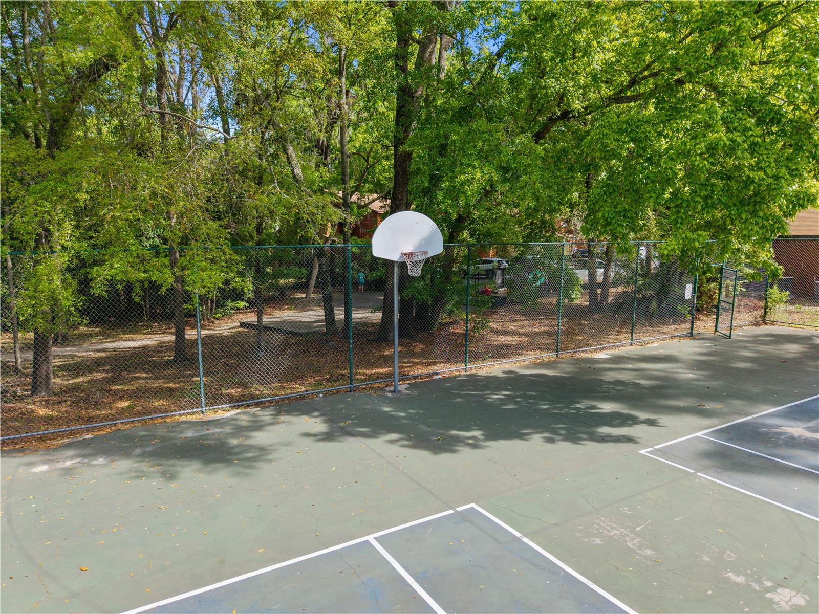 Image 42 of 47 For 5701 10th Place