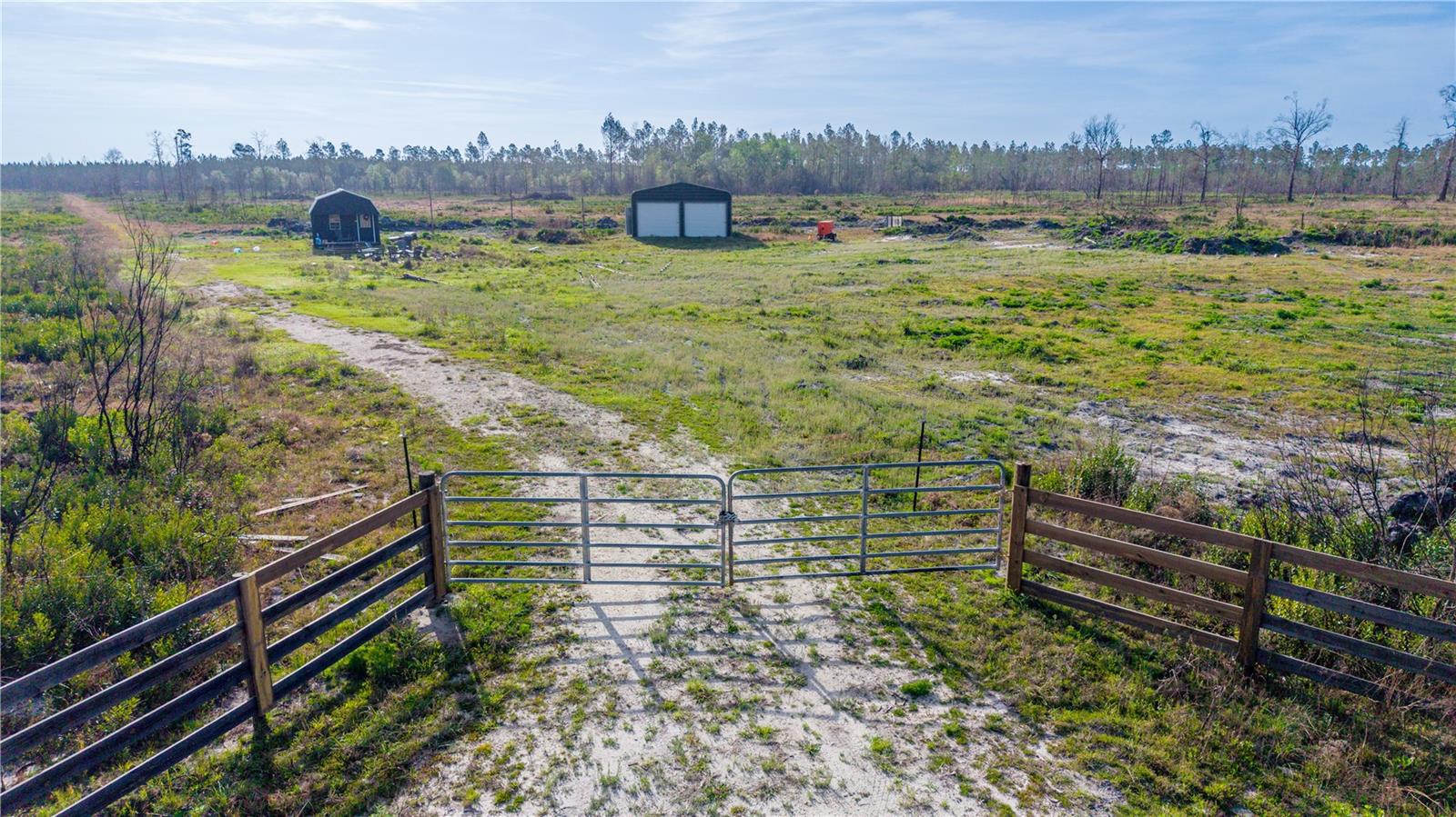 Image 18 of 25 For 19977 83rd Way