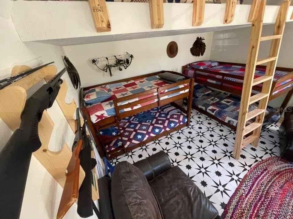 Image 5 of 25 For 19977 83rd Way