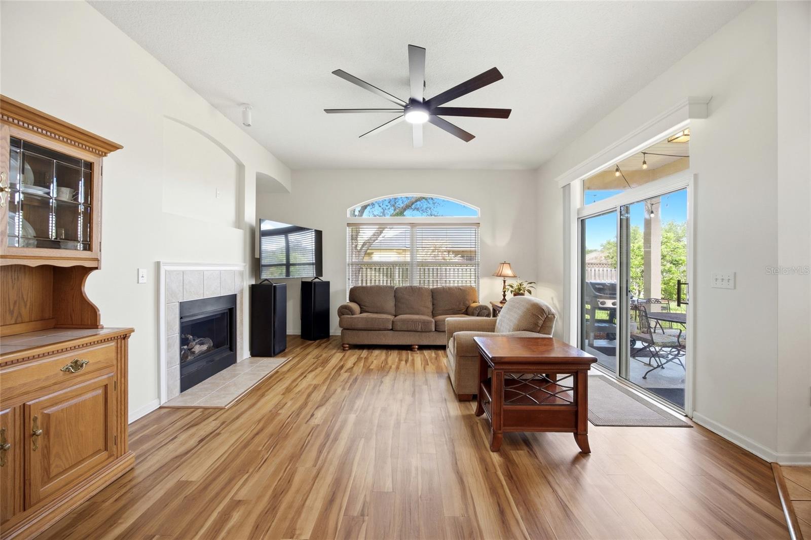 Image 9 of 30 For 2600 Snail Kite Court