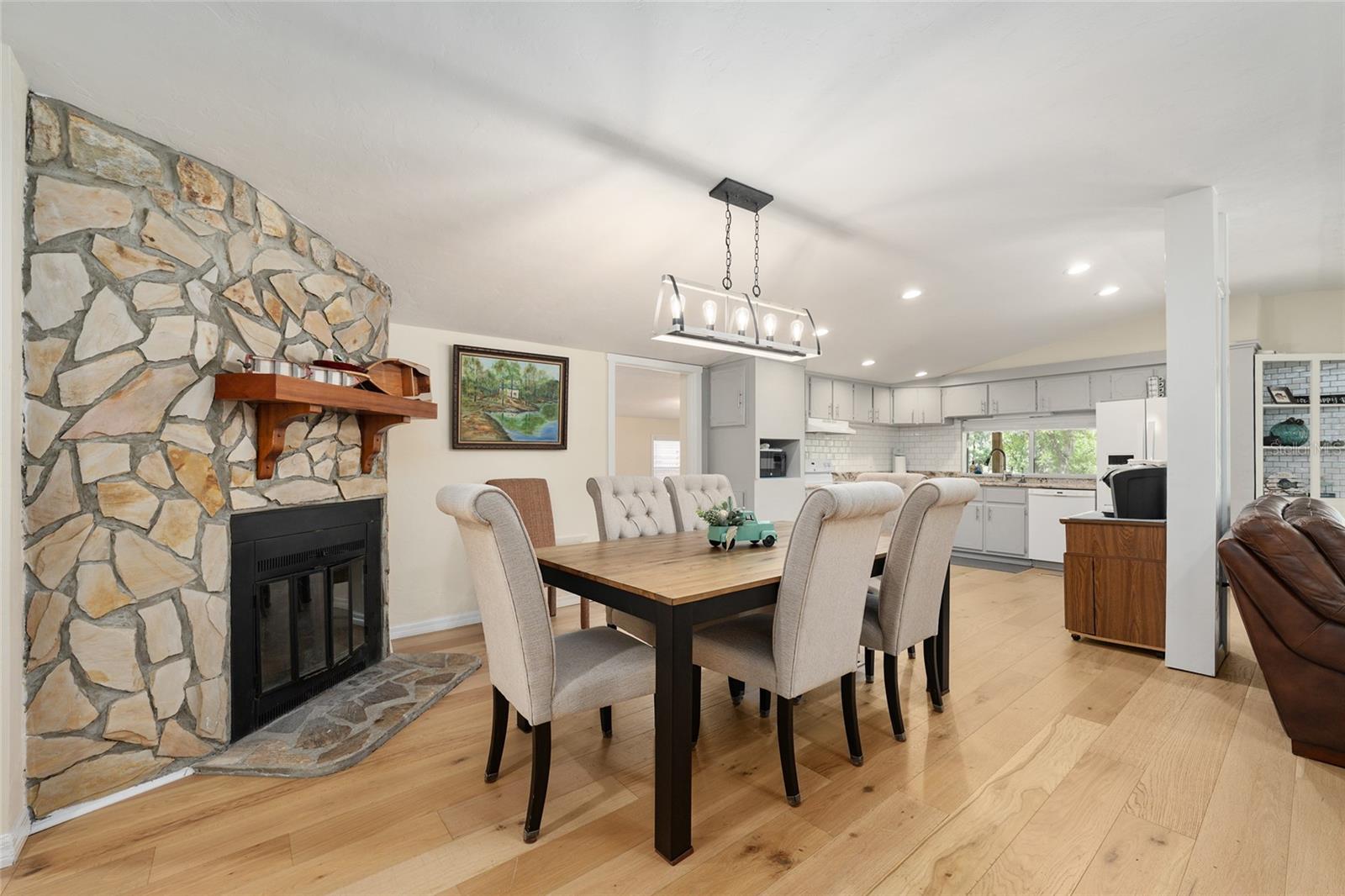 Image 3 of 93 For 7870 25th Place