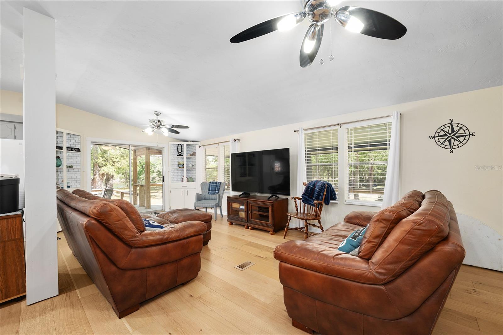 Image 60 of 93 For 7870 25th Place