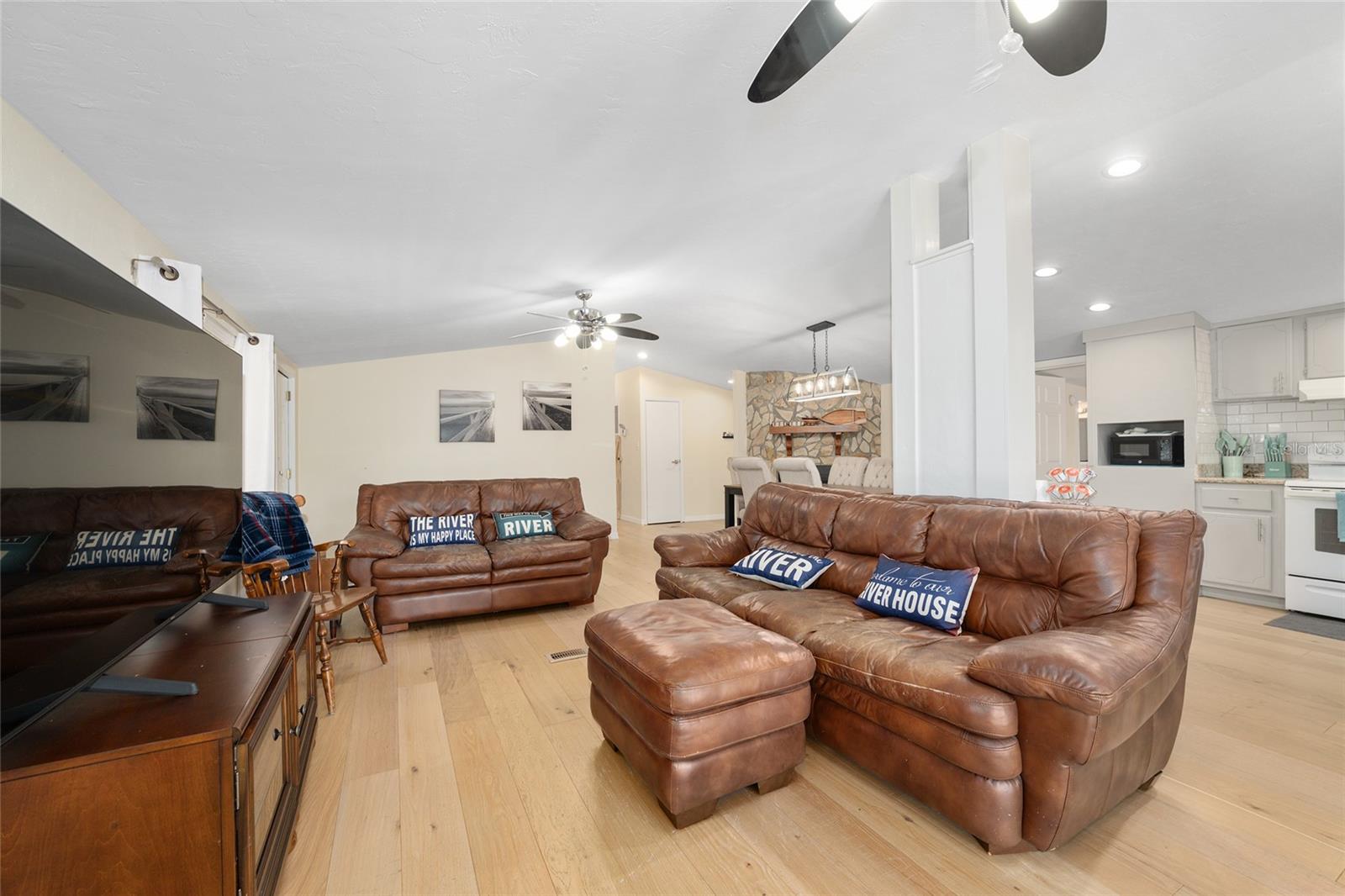 Image 63 of 93 For 7870 25th Place