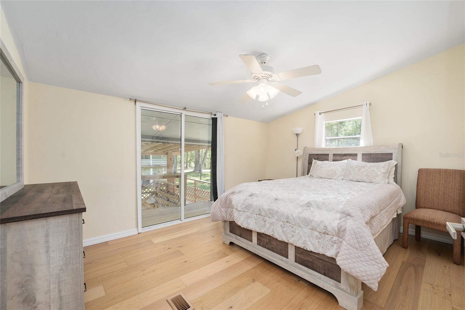 Image 7 of 93 For 7870 25th Place