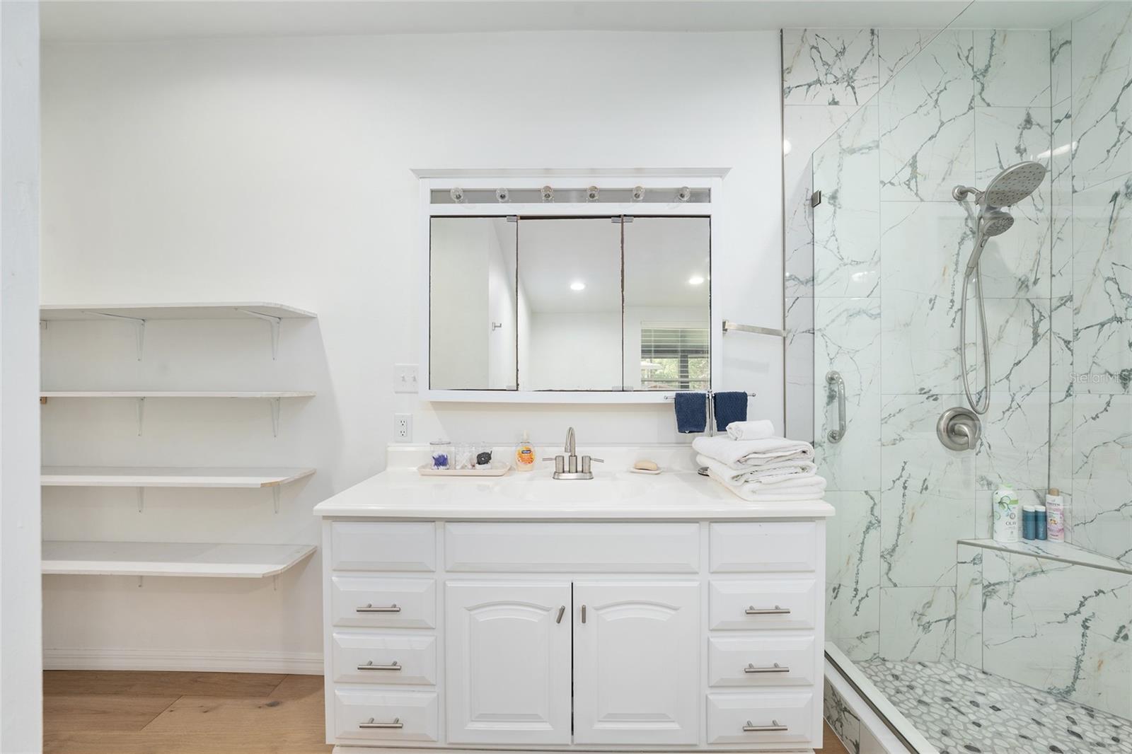 Image 85 of 93 For 7870 25th Place