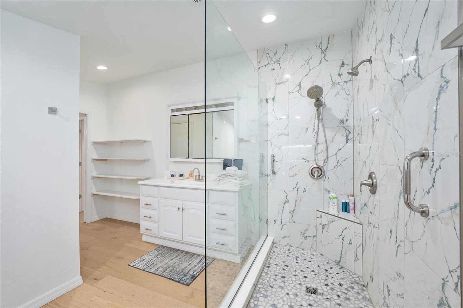 Image 9 of 93 For 7870 25th Place