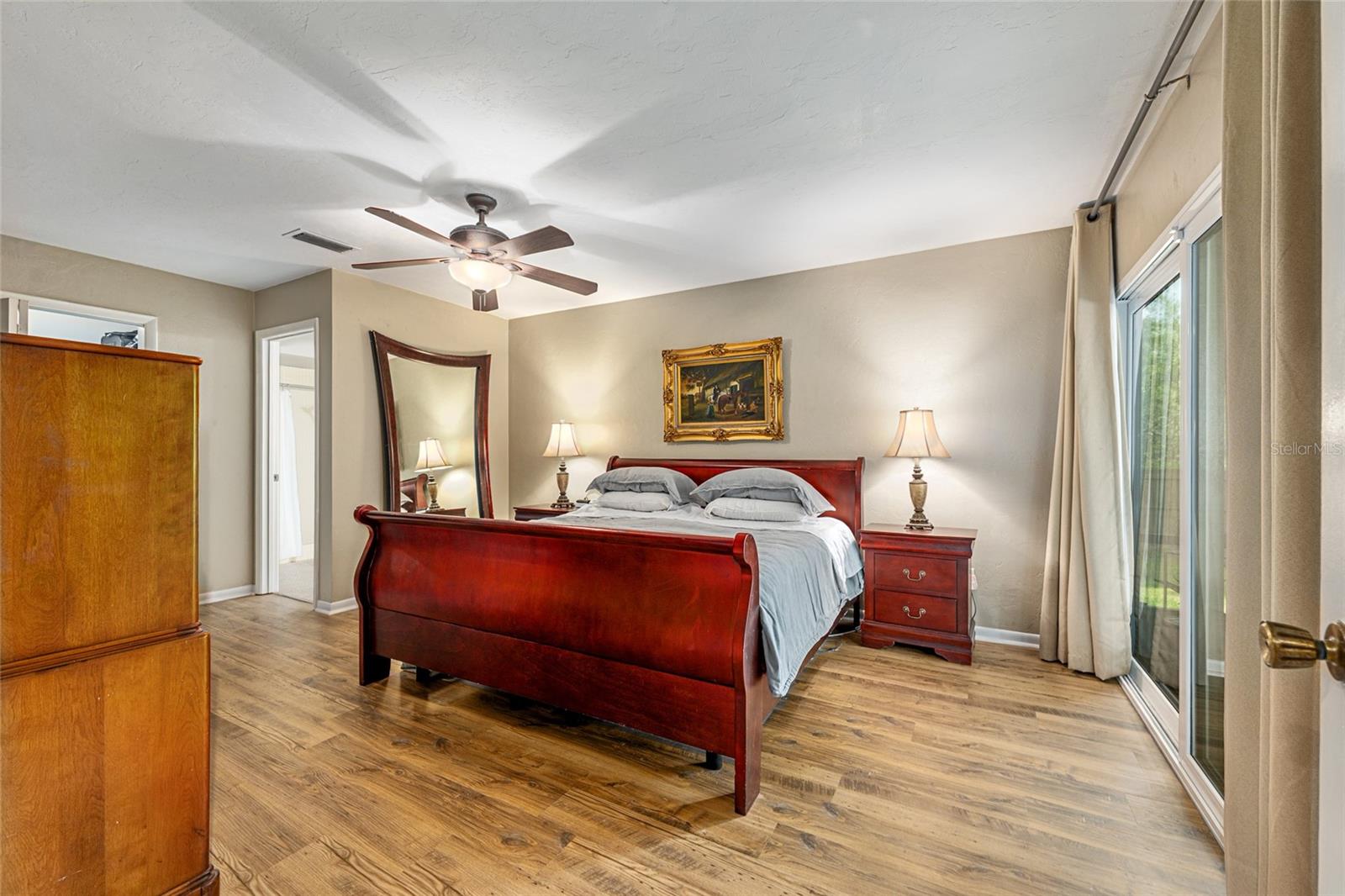 Image 19 of 56 For 2725 38th Street