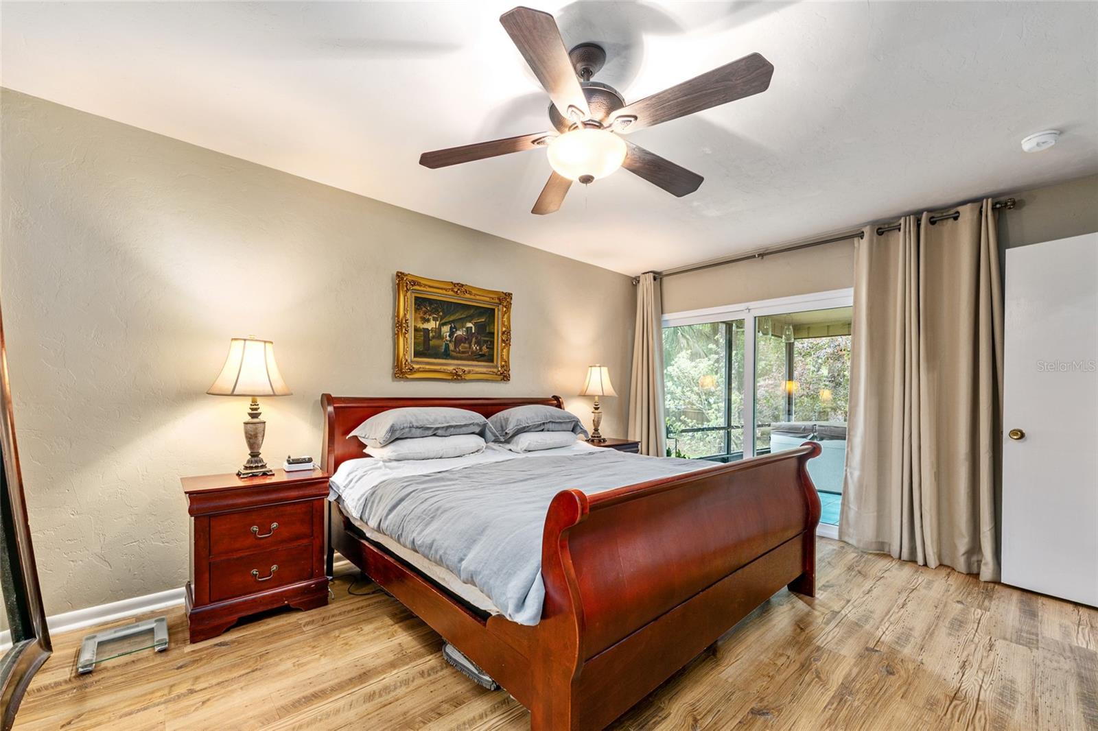 Image 21 of 56 For 2725 38th Street