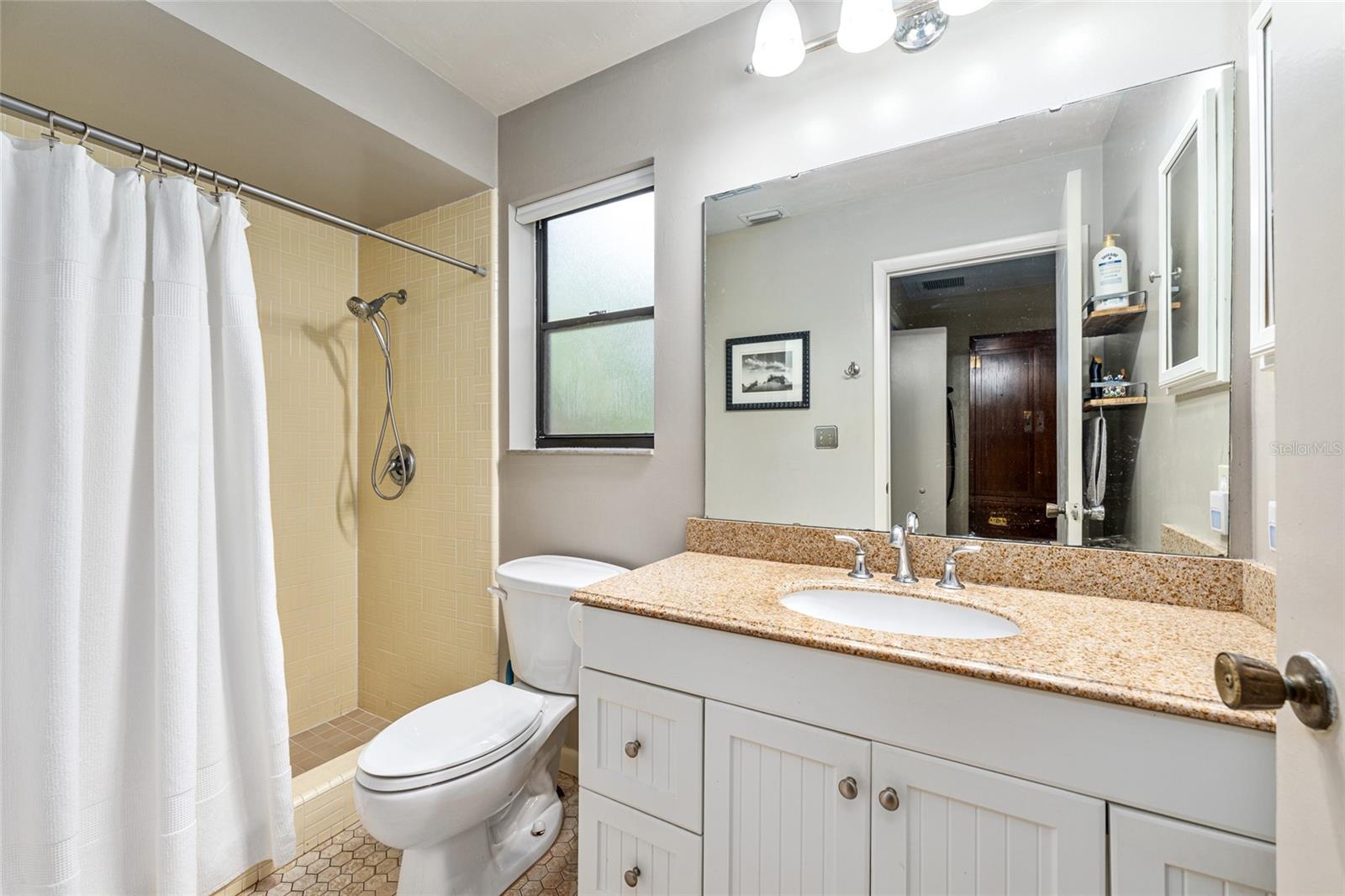 Image 22 of 56 For 2725 38th Street